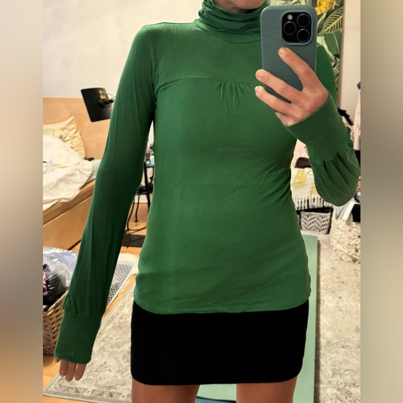 Panic - Turtleneck - viscose green top (size M) - Picture 2 of 5